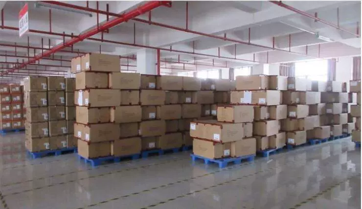 shoe factory packing