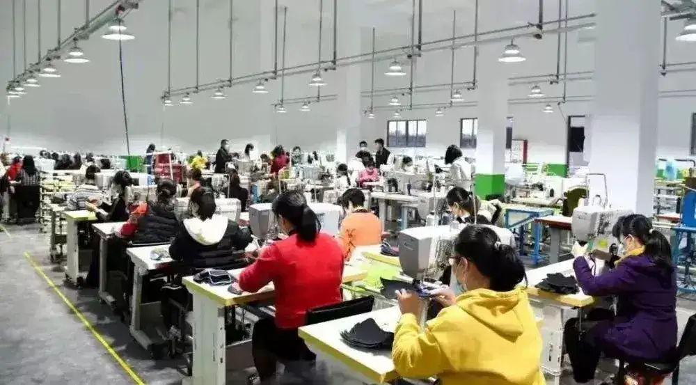 Shoe-Factory-Stitching-Process
