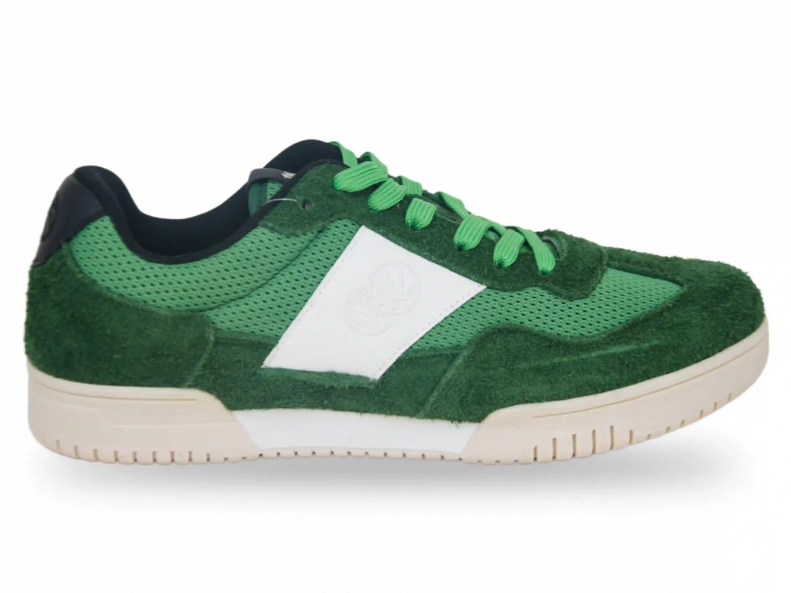 Shoetec shoe 17 - Shoe Sampling with Chinese Manufacturer